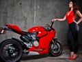 Spel Motorfiets en meisjes glijden  online