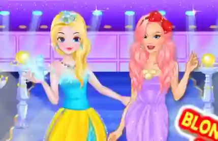Spel Blonde Vs Readhead Fashion Show online