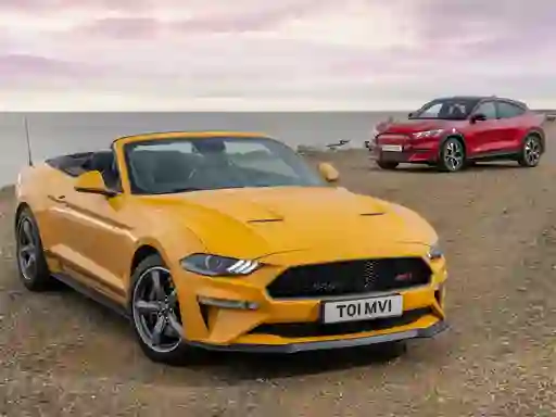 Spel Ford Mustang California Special Slide online